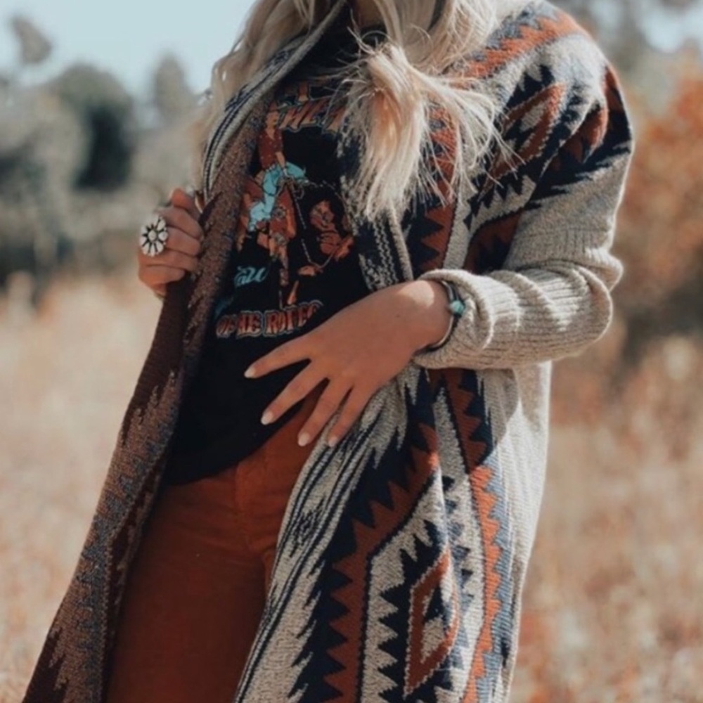 ♥️boho  Aztec Cardigan